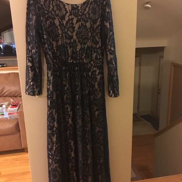 Formal/Prom Dress - Picture 4 of 4